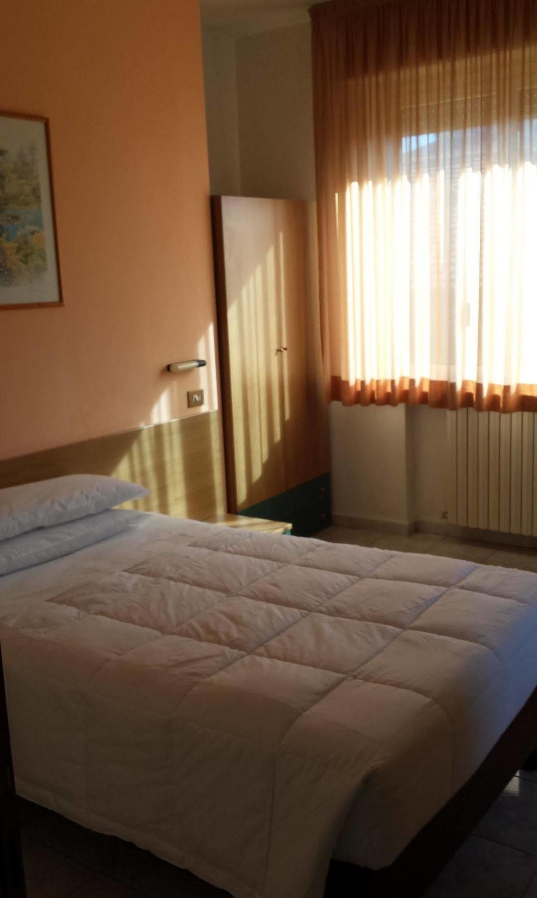 Hotel San Marco Pesaro Exterior foto